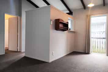 2/6 Bloomfield Place , Onerahi