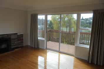 58 Chippendale Crescent, Birkdale