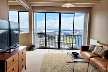 3E/15 Augustus Terrace, Parnell