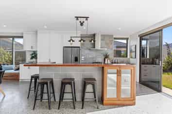 13 Isthmus Place, Lake Hawea