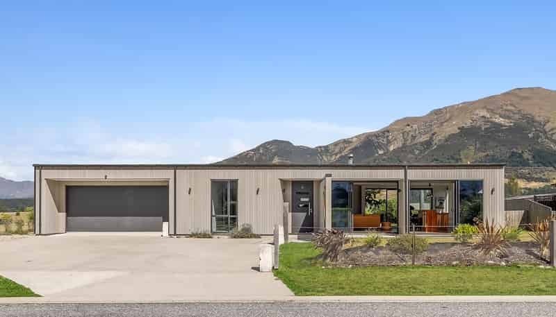 13 Isthmus Place, Wanaka