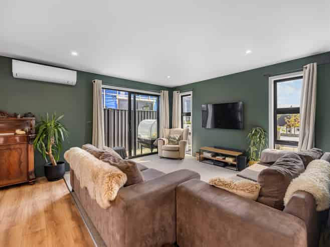 5 Riley Street, Lake Hawea