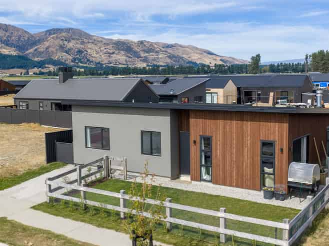 5 Riley Street, Lake Hawea