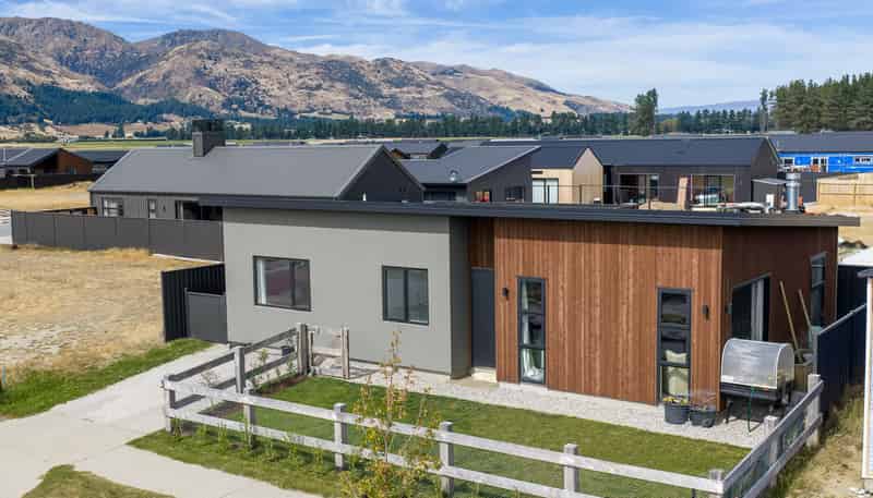 5 Riley Street, Lake Hawea