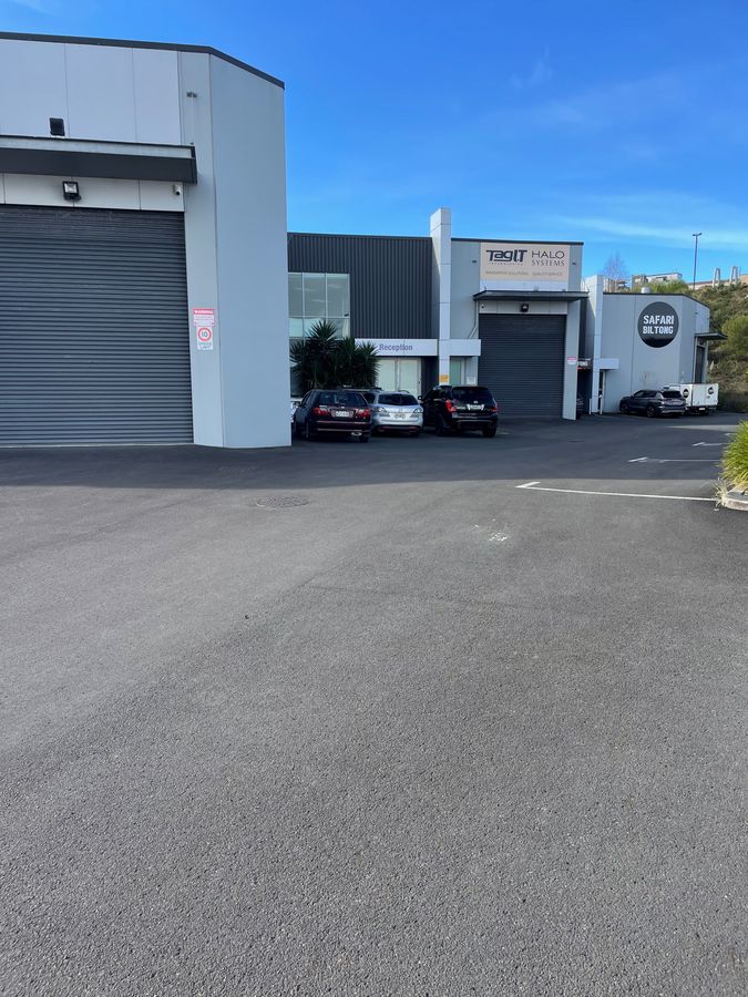 Modern Warehouse Space - Ansicht 3