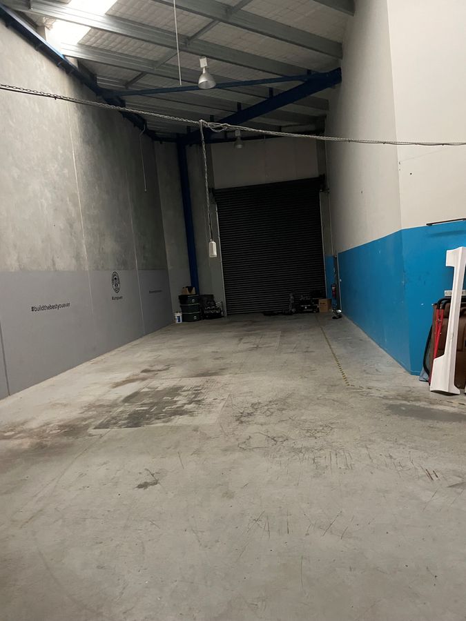 Modern Warehouse Space - Ansicht 5