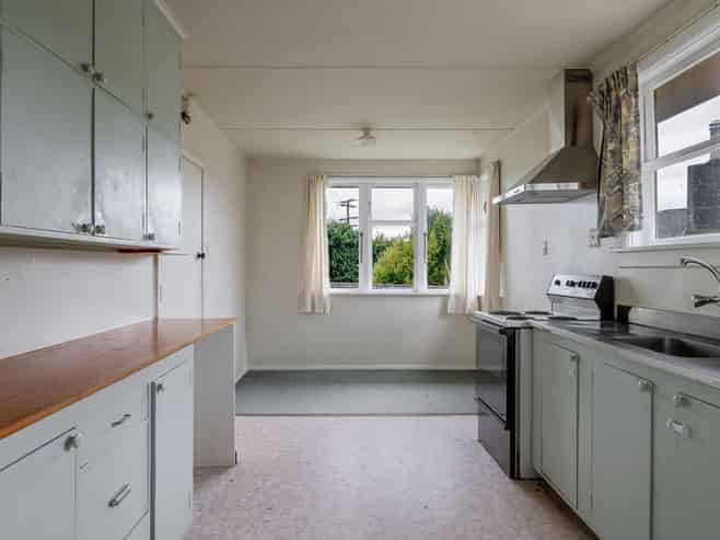 11 Churchill Street, Pahiatua