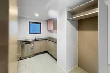 GH/28 Morning Star Place, Mount Albert