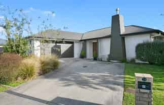 16 Jasmine Place, Cambridge