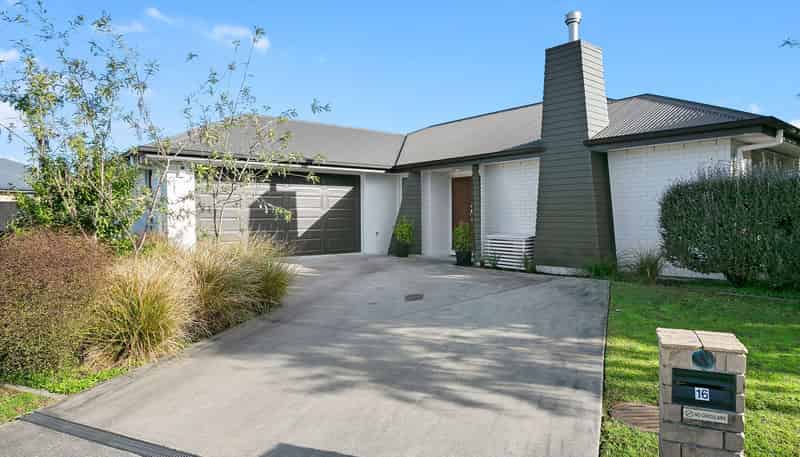 16 Jasmine Place, Cambridge