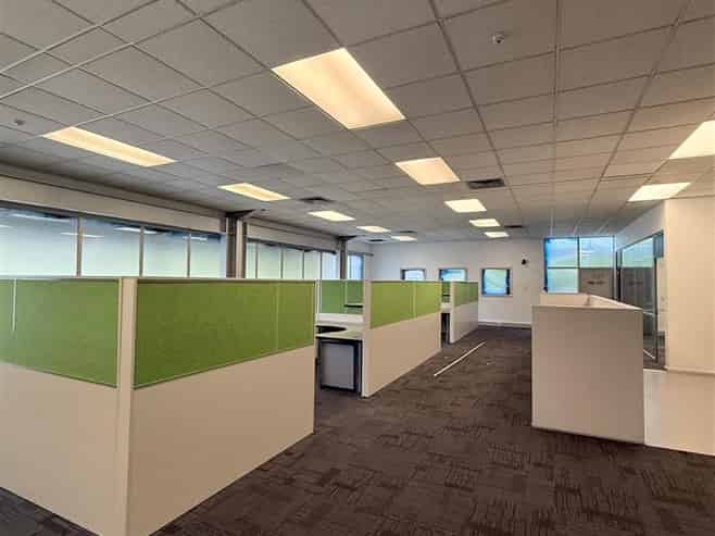 Large Warehouse in Tightly-Held Ngauranga