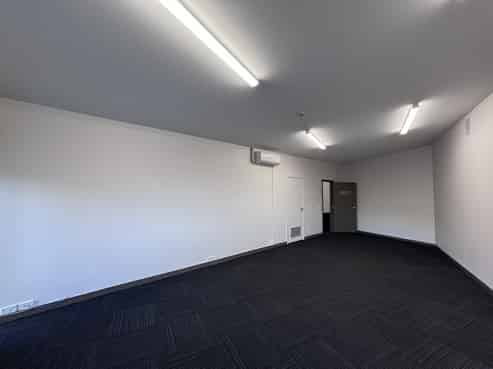 Frankton Village small office