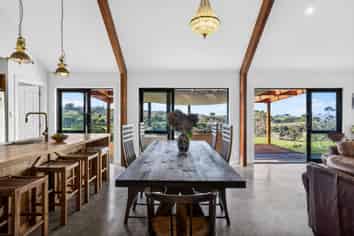 2760 South Head Road, South Head, Helensville
