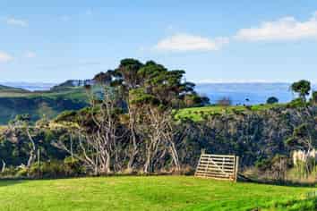 2760 South Head Road, South Head, Helensville