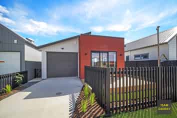 24 Taiheru Road, Karaka