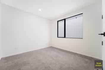 24 Taiheru Road, Karaka