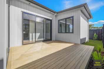 24 Taiheru Road, Karaka