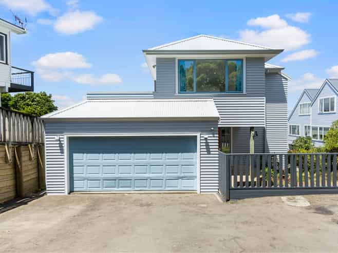 32 Mandalay Terrace, Khandallah