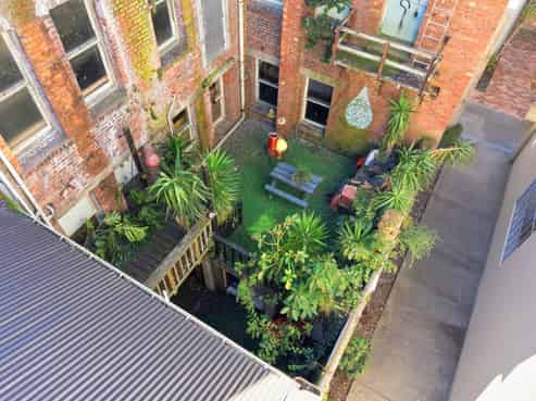 Iconic Drews Avenue opportunity