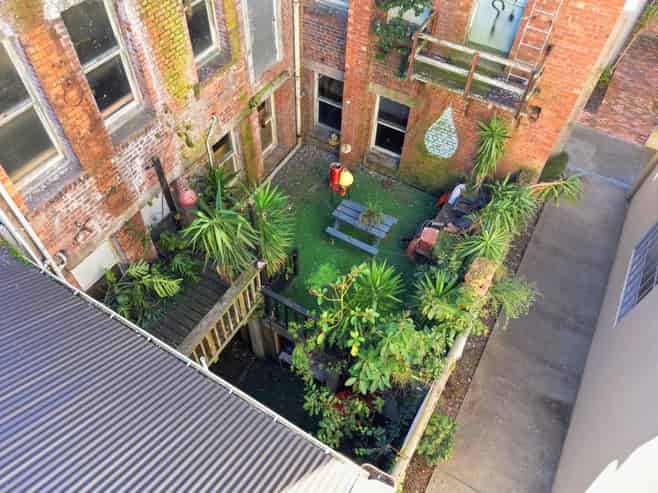 Iconic Drews Avenue opportunity