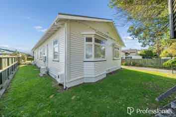 17 Lincoln Avenue, Epuni