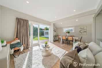 17 Lincoln Avenue, Epuni