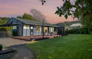 39A Gemstone Drive, Birchville