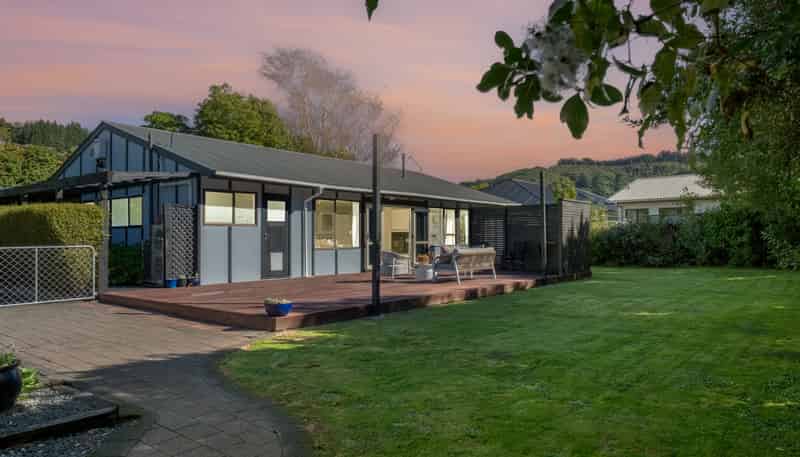 39A Gemstone Drive, Birchville