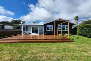 8 Hussey Street, Oakura