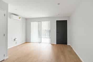 17 Tukari Lane, Mangere Bridge