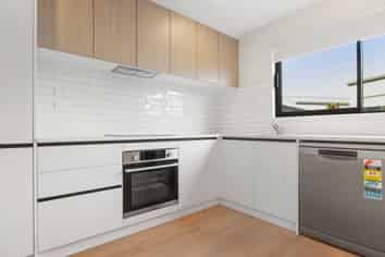 17 Tukari Lane, Mangere Bridge