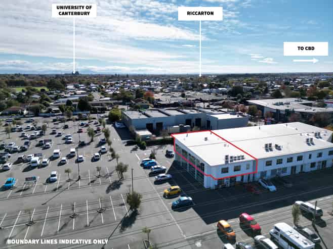 Elevated Office With Ample Parking