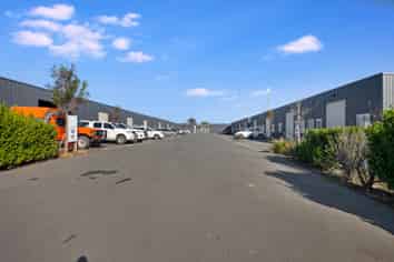 Tradesmen's Units in Belfast