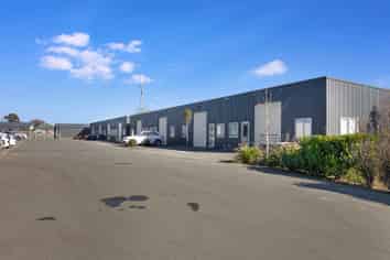 Tradesmen's Units in Belfast