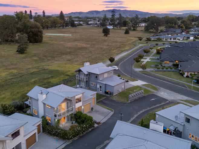 2 Tucker Close, Cambridge