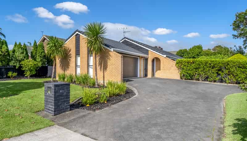 6 West Fairway, Golflands