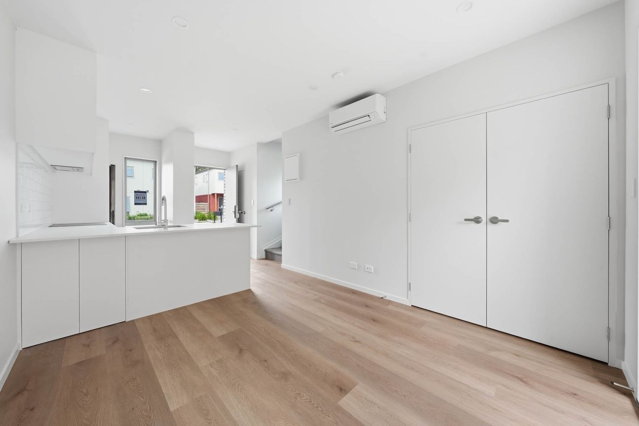 Modern Townhouse in Mangere East – pohled 5