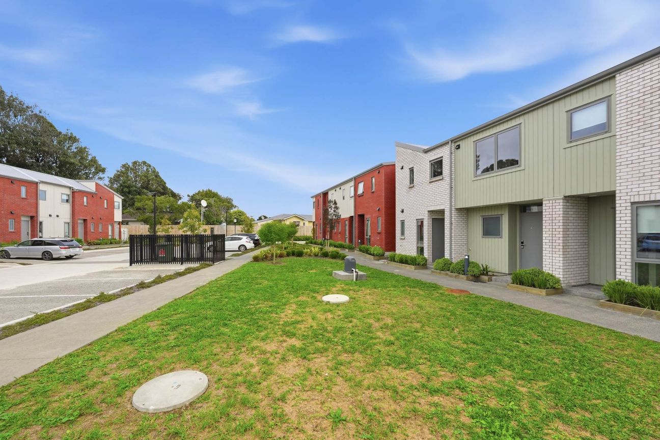 Modern Townhouse in Mangere East – pohled 4