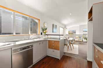 27 Waverton Terrace, Churton Park