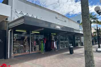 Prime Napier CBD retail leasing 206.2m2