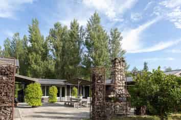 Hawkes Bay - Address withheld