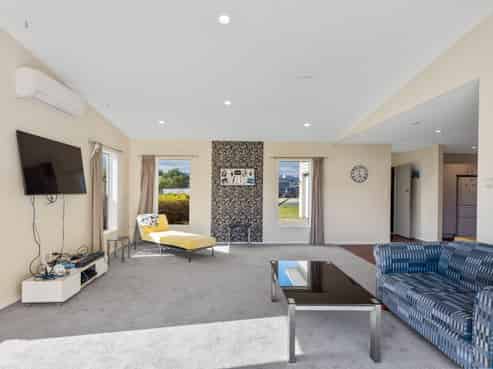 101 Mountainview Terrace End, Otaki Beach