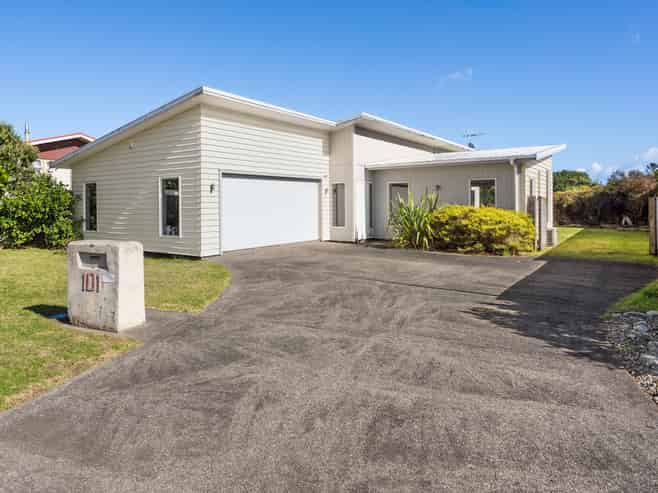 101 Mountainview Terrace End, Otaki Beach