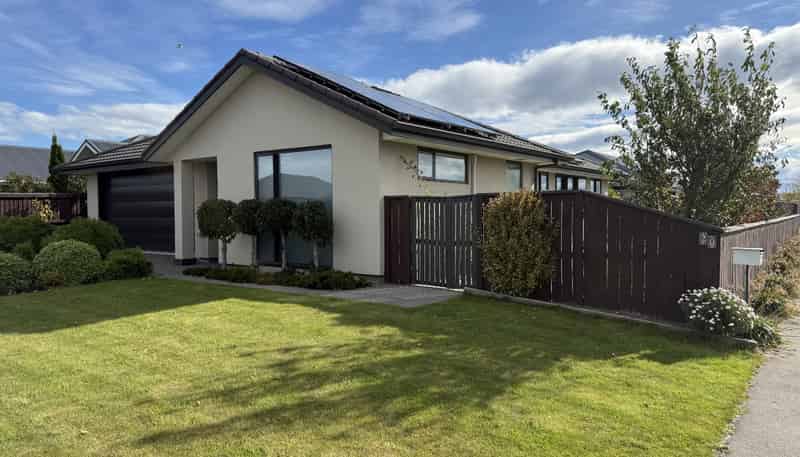 20 Zinnia Way, Wigram