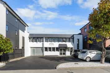 Inner City - 6.5% yield new 6 year lease