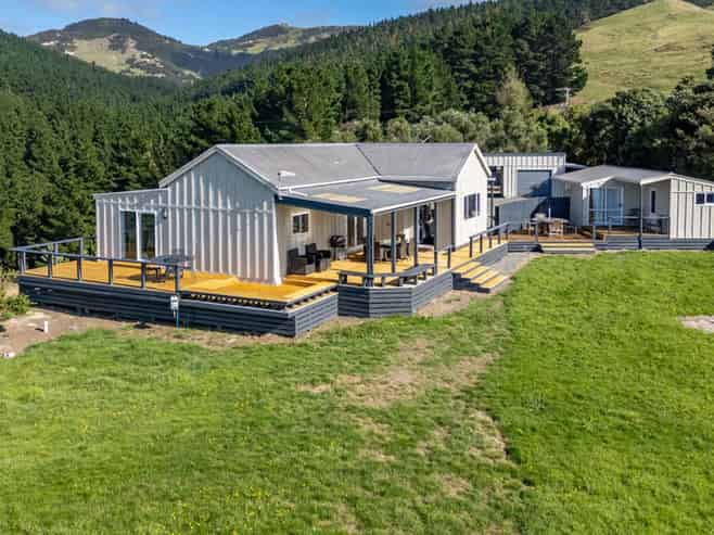 1460 Otahome Road, Otahome