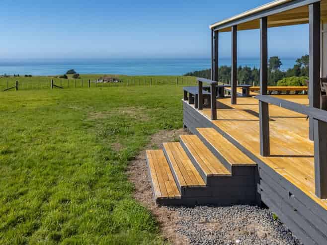 1460 Otahome Road, Otahome