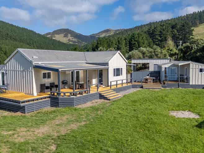 1460 Otahome Road, Otahome