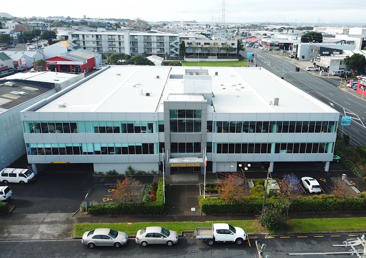 Versatile level two office space, Onehunga