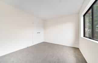 2/27 Red Hill Road, Papakura